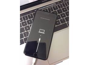 Apple   Lightning  iPhone   USB-C
