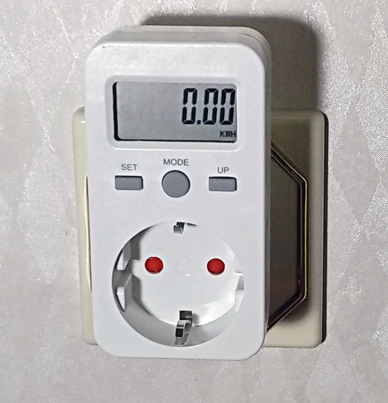 Датчик потребления тока. Измерение напряжение stm8. Ваттметр intertek cat ii. Датчик потребления тока. Цифровой измеритель напряжения ваттметр.