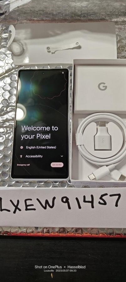       Google Pixel 7a!