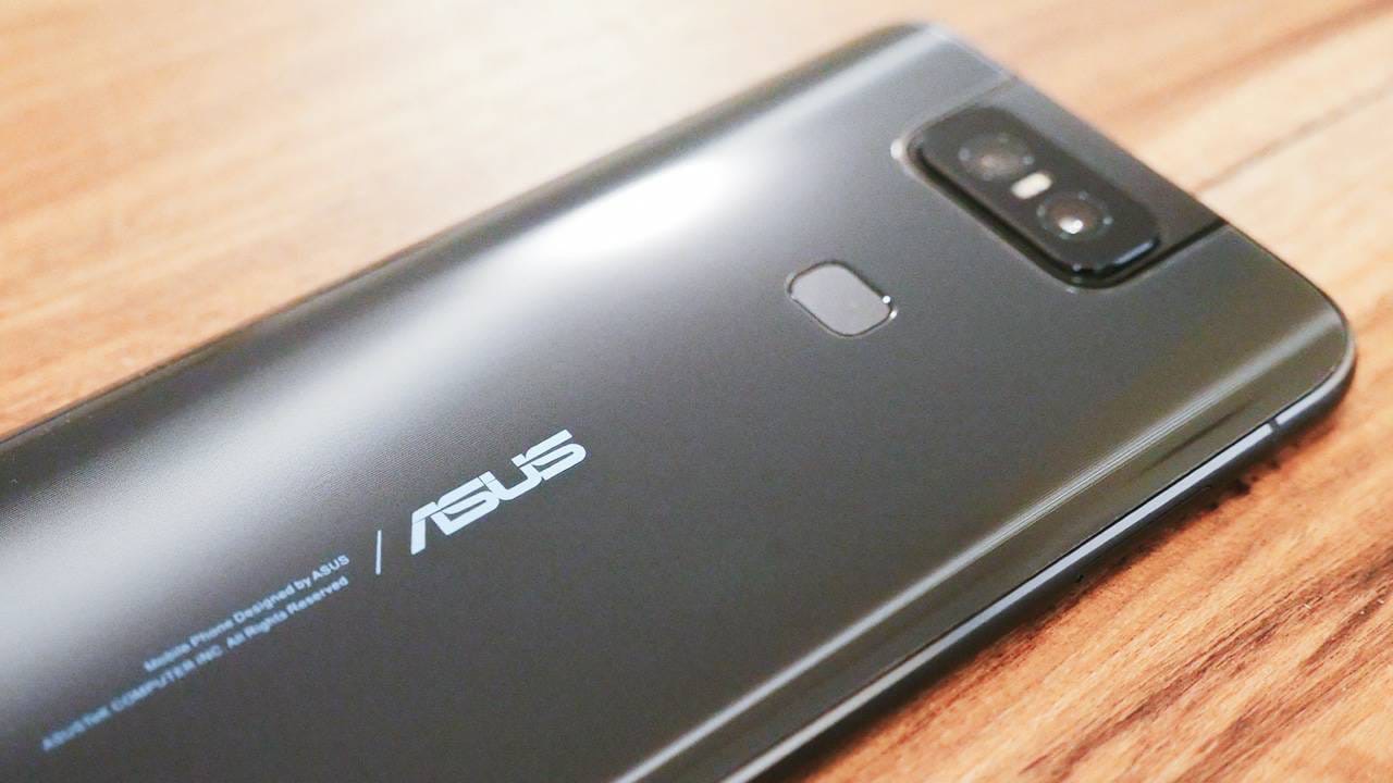     Asus Zenfone 7.