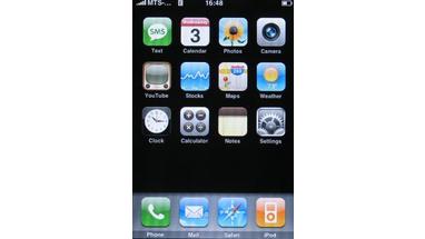  Apple iPhone:  Multi-Touch